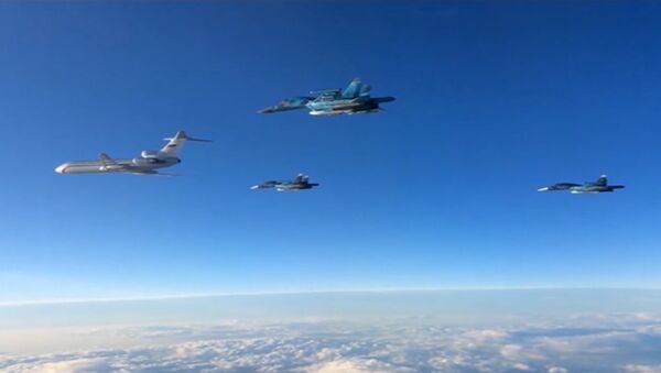 რუსეთის საჰაერო კოსმოსური ძალების თვითმფრინავები სირიაში ჰმეიმის აეროპორტს ტოვებენ - Sputnik საქართველო