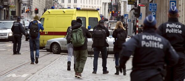 Сотрудники бельгийской полиции на улицах Брюсселя Сотрудники бельгийской полиции на улицах Брюсселя - Sputnik Грузия
