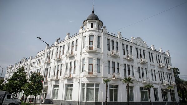 Гостиница Рица в Сухуми. Архивное фото. - Sputnik Грузия