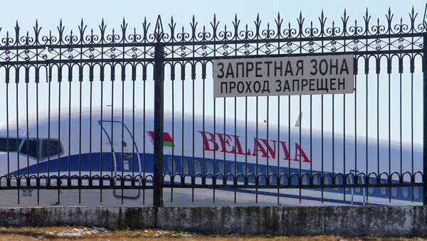 Самолет авиакомпании Белавиа в национальном аэропорту Минск - Sputnik Грузия