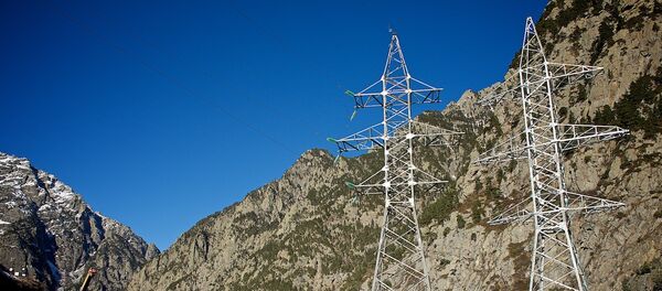 მაღალვოლტიანი ელექტროგადამცემი ხაზები დარიალის ხეობაში მაღალვოლტიანი ელექტროგადამცემი ხაზები დარიალის ხეობაში - Sputnik საქართველო