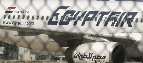 Захваченный самолет в аэропорту Ларнака на Кипре - Sputnik Грузия