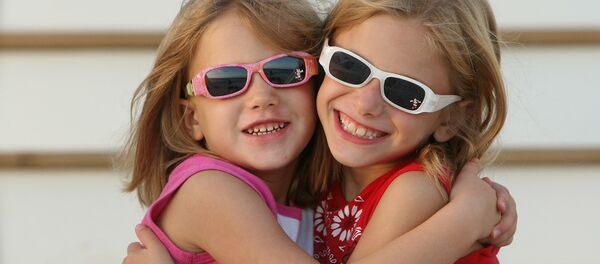 Смеющиеся девочки Смеющиеся девочки - Sputnik Грузия