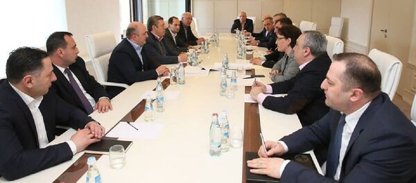 Встреча премьера с министрами по вопросу Нагорного Карабаха Встреча премьера с министрами по вопросу Нагорного Карабаха - Sputnik Грузия
