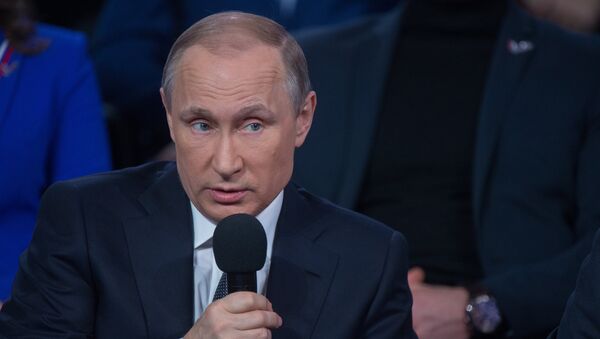 Президент РФ В.Путин участвует в работе III Медиафорума ОНФ Правда и справедливость - Sputnik Грузия