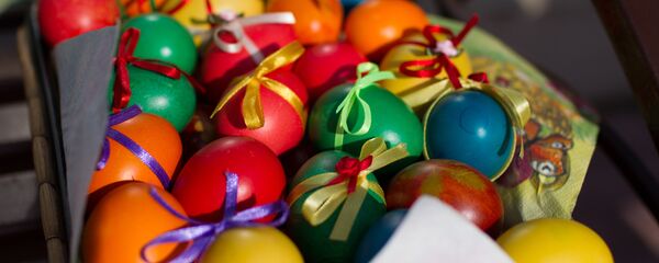 Освящение куличей и пасхальных яиц Освящение куличей и пасхальных яиц - Sputnik Грузия