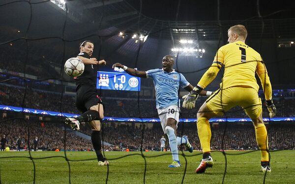 Не засчитанный гол - матч PSG против Манчестер сити - Sputnik Грузия