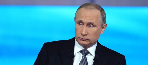 Владимир Путин отвечает на вопросы россиян - прямой эфир - Sputnik Грузия