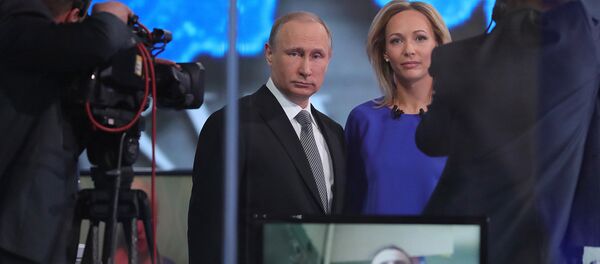 Владимир Путин отвечает на вопросы россиян - прямой эфир - Sputnik Грузия