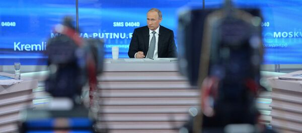 Прямая линия с президентом РФ В. Путиным - Sputnik Грузия