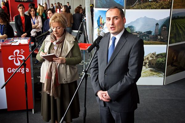 Министр экономики и устойчивого развития Грузии Георгий Кумсишвили выступает на открытии туристической выставки в Тбилиси. - Sputnik Грузия