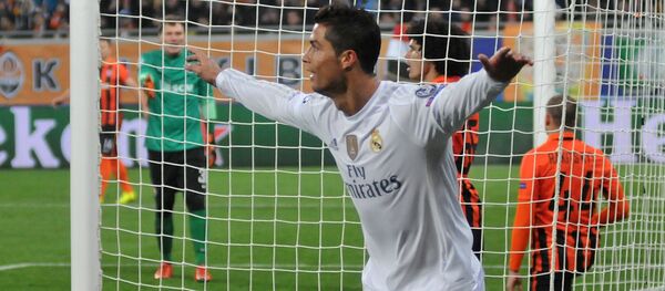 Футбол. Игрок Реала Криштиану Роналду радуется забитому мячу - Sputnik Грузия
