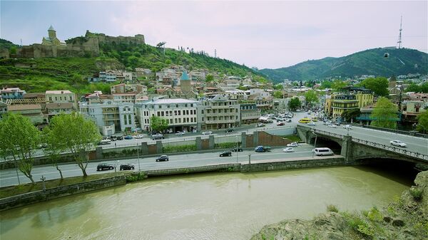 Исторический центр Тбилиси. Вид на крепость Нарикала, Майдан и гору Мтацминда - Sputnik Грузия