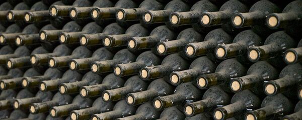 Винный погреб одного из винных заводов Грузии - Sputnik Грузия