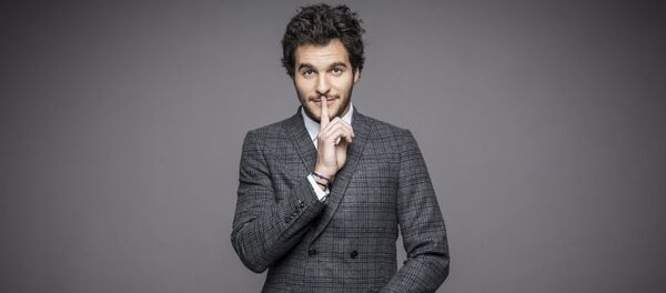 ფრანგი მომღერალი ამირი ფრანგი მომღერალი ამირი - Sputnik საქართველო