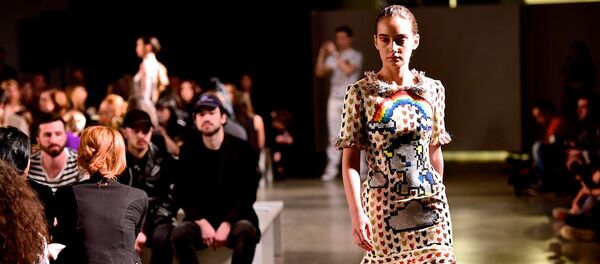 კლუბ Underwheel-ში დიზაინერ ავთანდილ ცქვიტინიძის ახალი კოლექციის ჩვენება. კლუბ Underwheel-ში დიზაინერ ავთანდილ ცქვიტინიძის ახალი კოლექციის ჩვენება. - Sputnik საქართველო