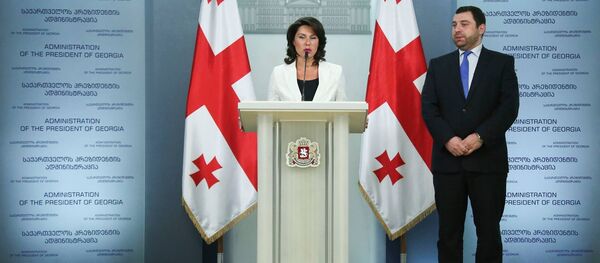 ეკა მიშველაძე და გიორგი აბაშიშვილი ეკა მიშველაძე და გიორგი აბაშიშვილი - Sputnik საქართველო