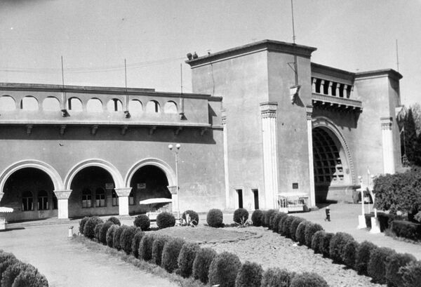 Футбольный стадион Динамо в Тбилиси - Национальный Стадион Бориса Пайчадзе. - Sputnik Грузия