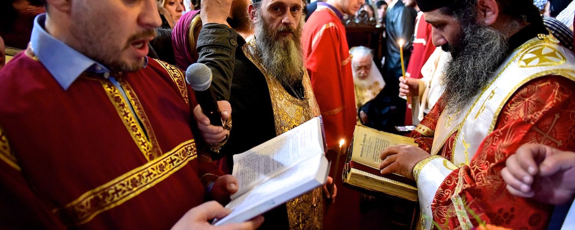 Служба в церкви  - Sputnik Грузия, 1920, 20.05.2010