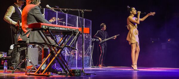 Полный зал и красивое шоу - A-Studio и Кети Топурия в Тбилиси - Sputnik Грузия