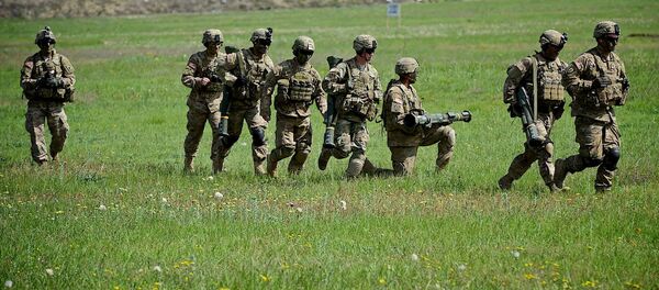 Полевые стрельбы и высадка десанта - учения “Достойный партнер” Полевые стрельбы и высадка десанта - учения “Достойный партнер” - Sputnik Грузия