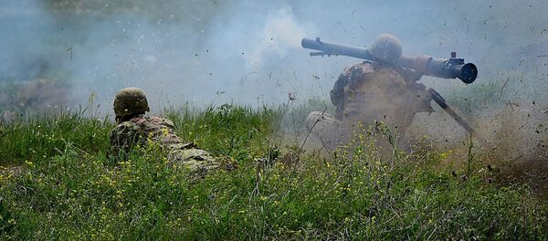 Полевые стрельбы в рамках учений Достойный партнер - Sputnik Грузия