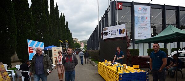 Строительная техника, материалы и аксессуары - выставка Caucasus Build - Sputnik Грузия
