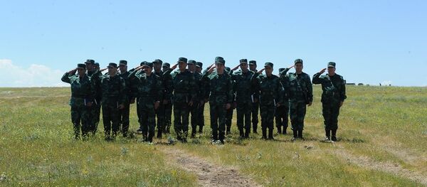 В полевом учебном центре “Аггель” с участием подразделений быстрого реагирования и сил авиации проведены крупномасштабные тактические учения В полевом учебном центре “Аггель” с участием подразделений быстрого реагирования и сил авиации проведены крупномасштабные тактические учения - Sputnik Грузия