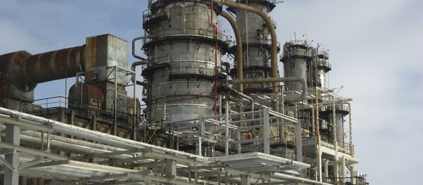 ნავთობგადამამუშავებელი ქარხანა ნავთობგადამამუშავებელი ქარხანა - Sputnik საქართველო