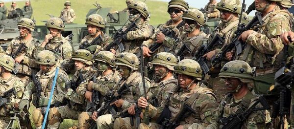 Учения роты ВС Грузии, получившей сертификат на участие силах быстрого реагирования НАТО Учения роты ВС Грузии, получившей сертификат на участие силах быстрого реагирования НАТО - Sputnik Грузия