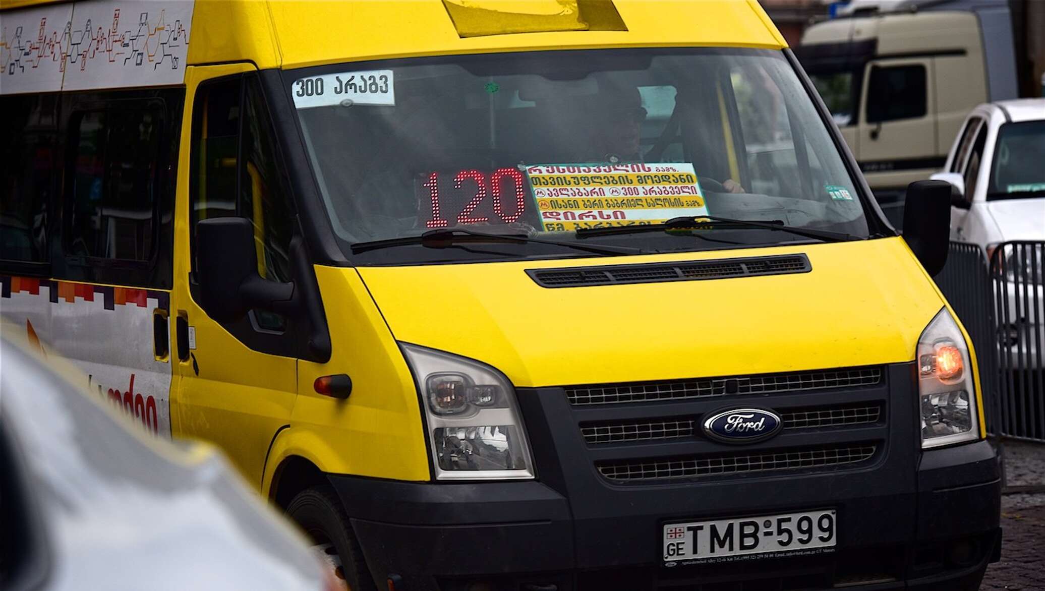 автофлот автобус тбилиси. симферополь тбилиси автобус. водители тбилисских маршруток. ростов тбилиси автобус. фото желтых маршруток в тбилиси.