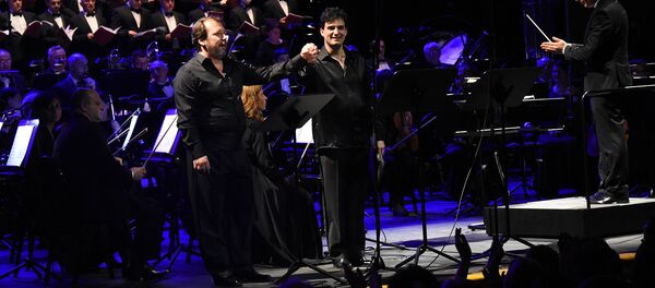 В память Верди - испанские и итальянские музыканты выступили в столице Грузии - Sputnik Грузия