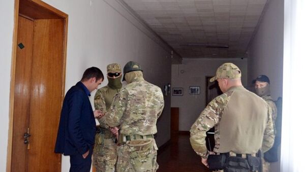 Сотрудники генеральной прокуратуры Украины и службы безопасности Украины проводят обыски в здании Одесской облгосадминистрации - Sputnik Грузия