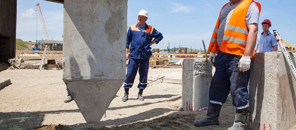 Тысячная свая забита при сооружении моста через Керченский пролив - Sputnik Грузия