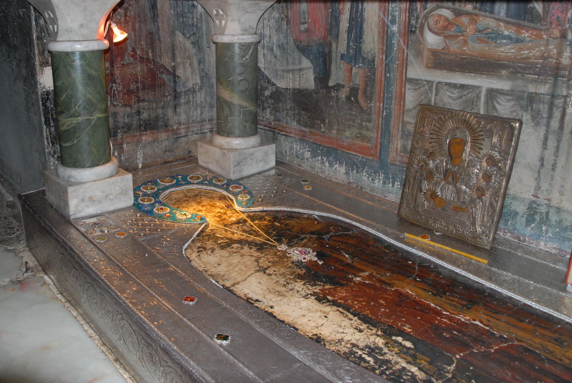 Гробница Святой Нино в Бодбийском монастыре  - Sputnik Грузия, 1920, 26.01.2023