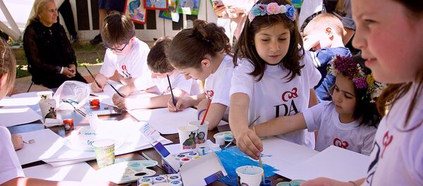 ბავშვები მზიურში - Sputnik საქართველო