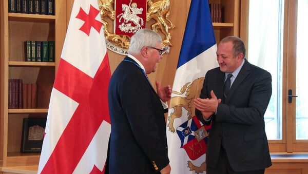 Президент Грузии наградил Джона Костелло орденом Золотого руна - Sputnik Грузия