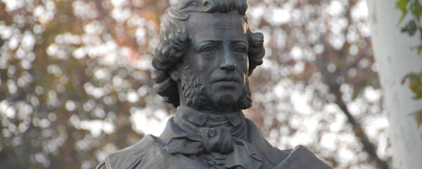 Автором бюста Пушкина в Тбилиси является Феликс Ходорович - Sputnik Грузия