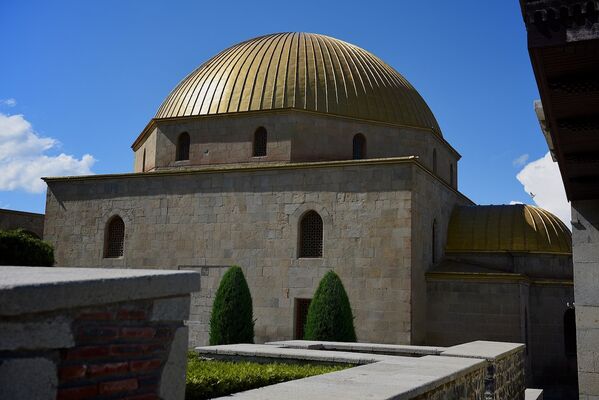 Мечеть на территории крепости Рабат. - Sputnik Грузия