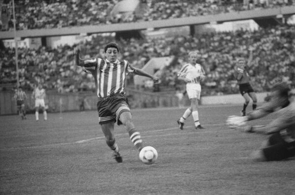 Игрок тбилисского Динамо Шота Арвеладзе - Sputnik Грузия