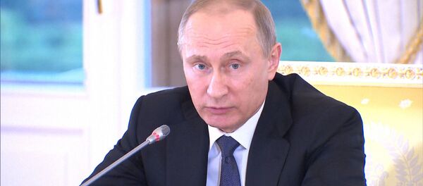 Мы практически преодолели спад – Путин о состоянии экономики РФ - Sputnik Грузия