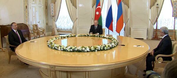 Встреча президентов Армении, России и Азербайджана - Sputnik Грузия