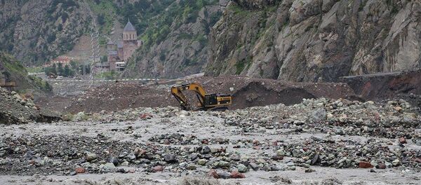 Работы в Дарьяльском ущелье - Sputnik Грузия