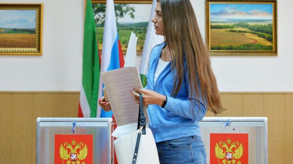 Предварительное голосование за кандидатов от партии Единая Россия, выдвигаемых на выборы в Госдуму - Sputnik Грузия