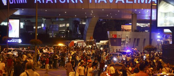 Atatürk Havalimanı'nda saldırı Atatürk Havalimanı'nda saldırı - Sputnik საქართველო