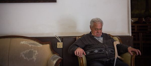 Мужчина в Доме милосердия Катарсис - Sputnik Грузия