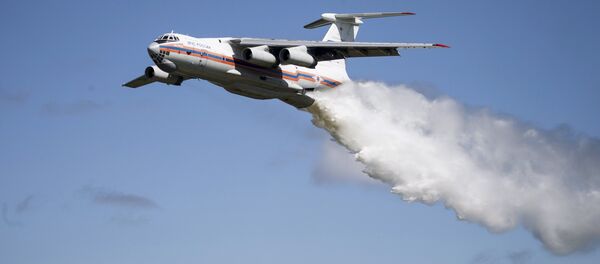 Самолет МЧС Ил-76 Самолет МЧС Ил-76 - Sputnik Грузия