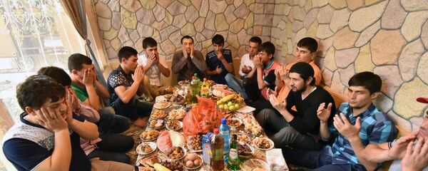 Празднование Ураза-Байрам в Душанбе - Sputnik Грузия