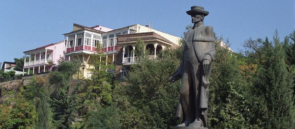 დავით სარაჯიშვილის ძეგლი თბილისში - Sputnik საქართველო