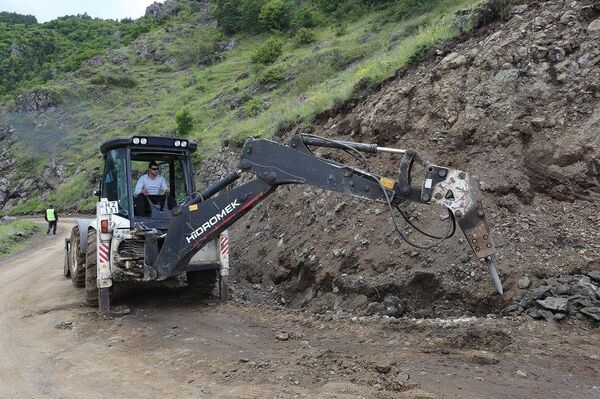 Строительство дороги к монастырю Сапара - Sputnik Грузия